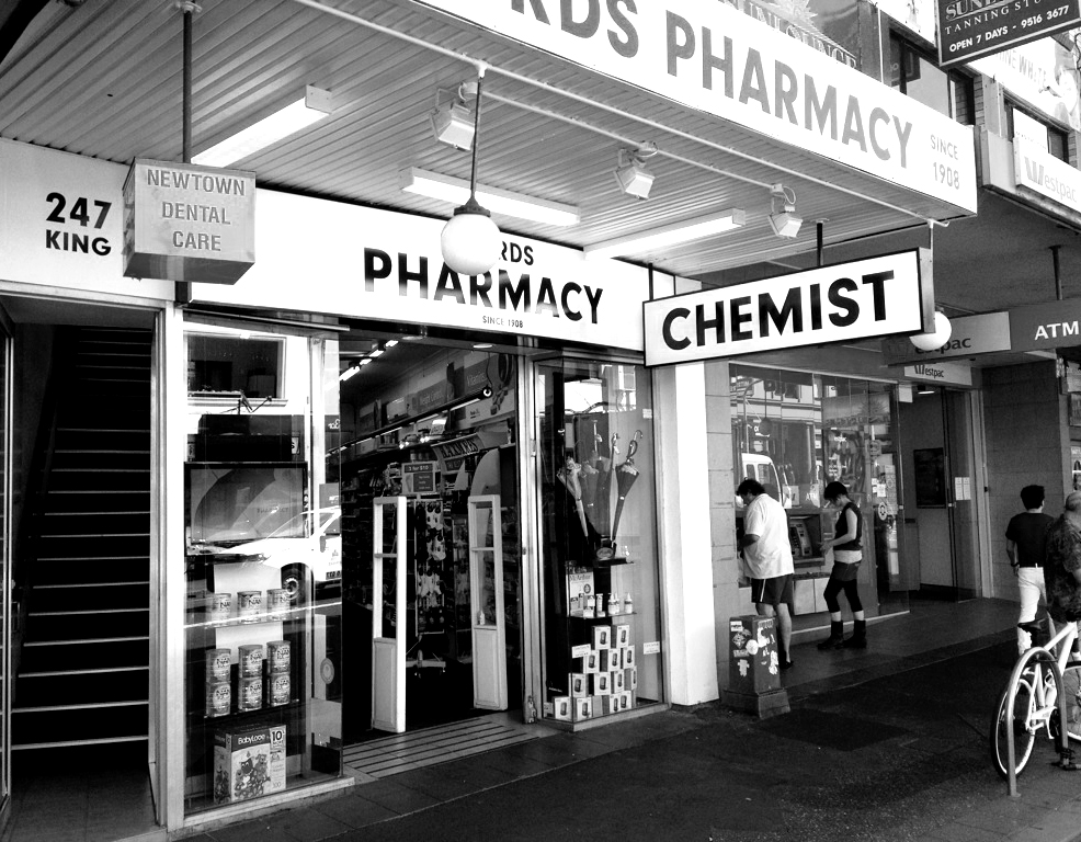 Fords Pharmacy : Logo/Signage